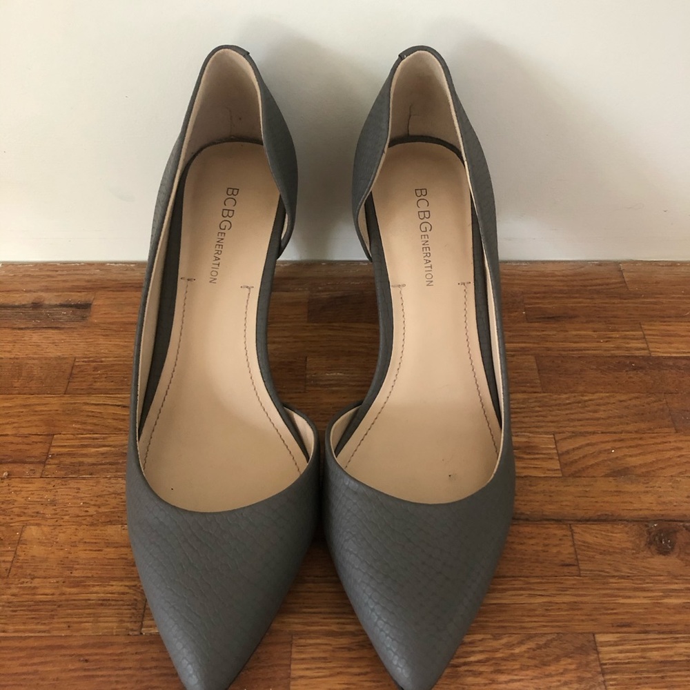 BCBGeneration Grey Nicolin Pumps